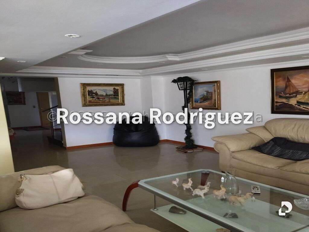 Apartamento en Los Rosales, Caracas – 12