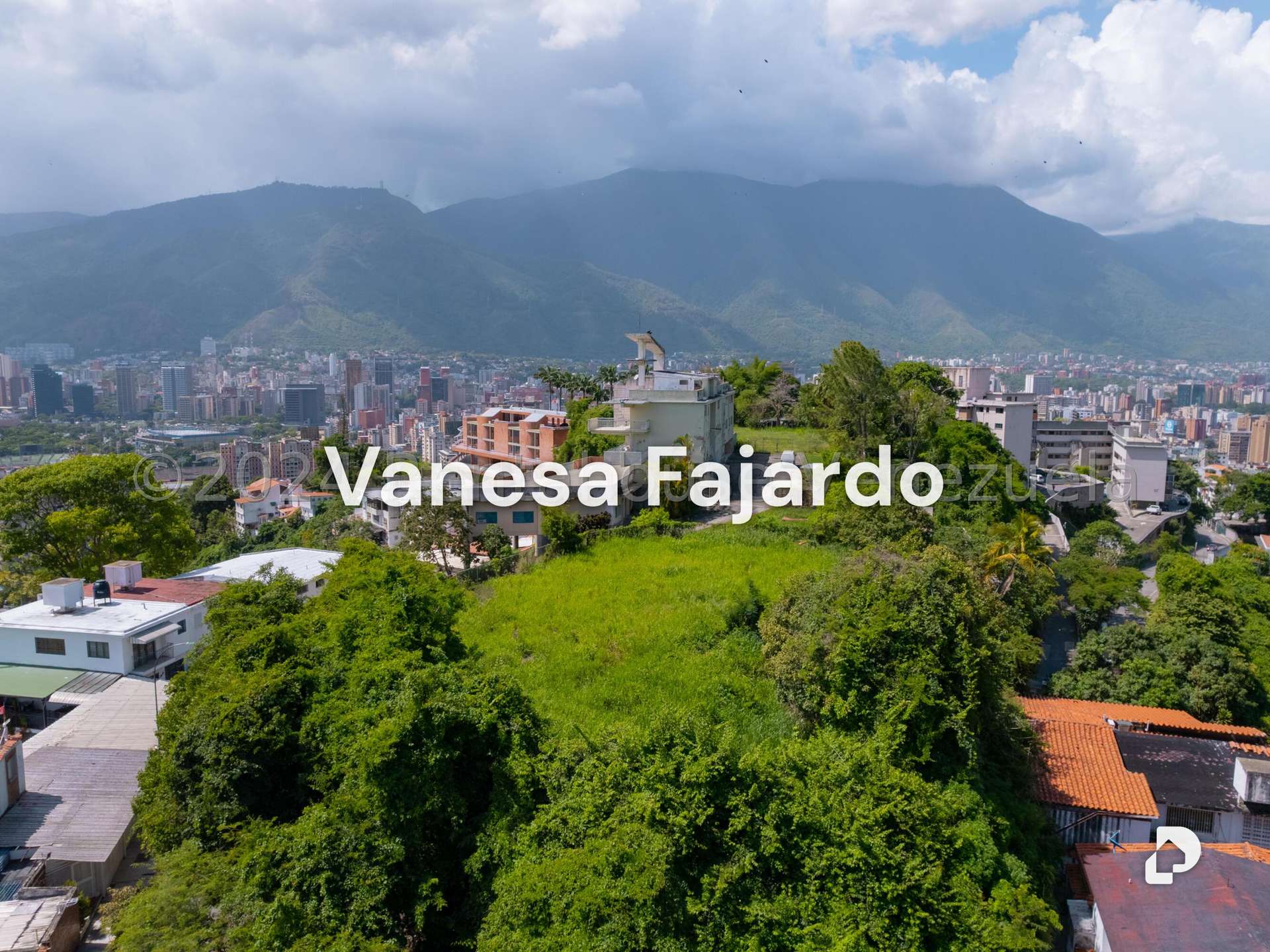 Land in Colinas de Los Chaguaramos, Caracas – 7
