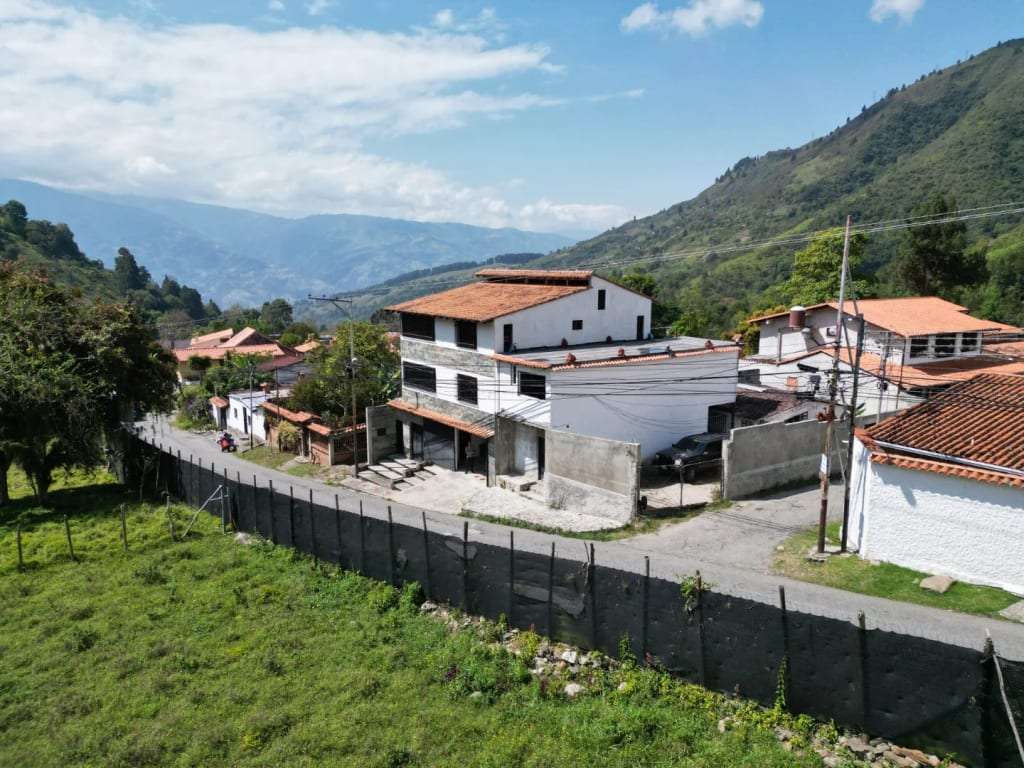 Casa en La Pedregosa, Mérida - 1