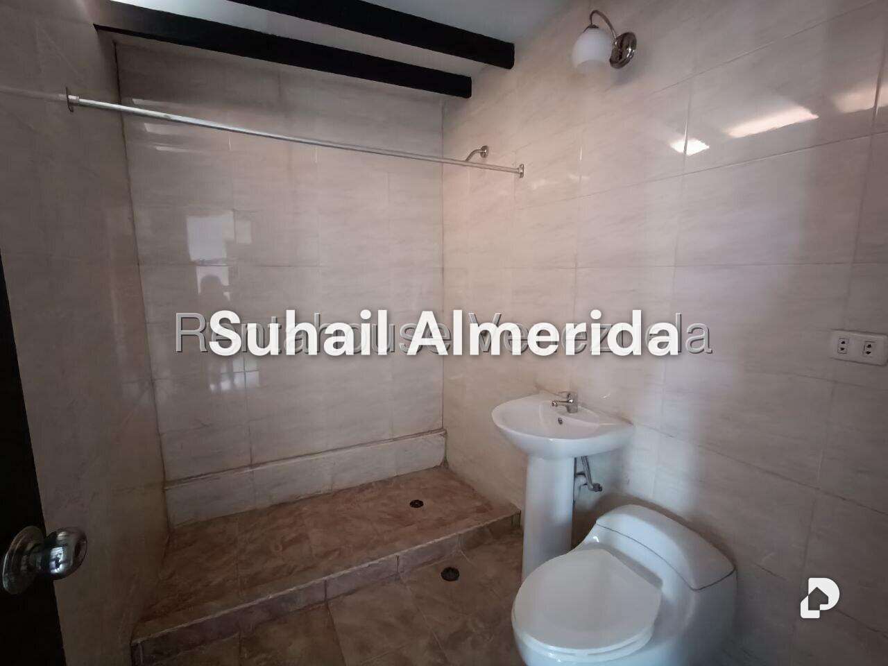 Apartamento en La Granja, Naguanagua – 28