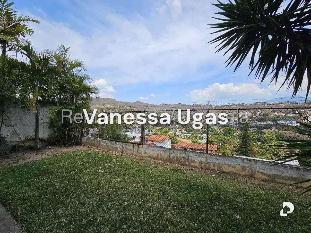 Casa en Prados Del Este, Caracas – 19