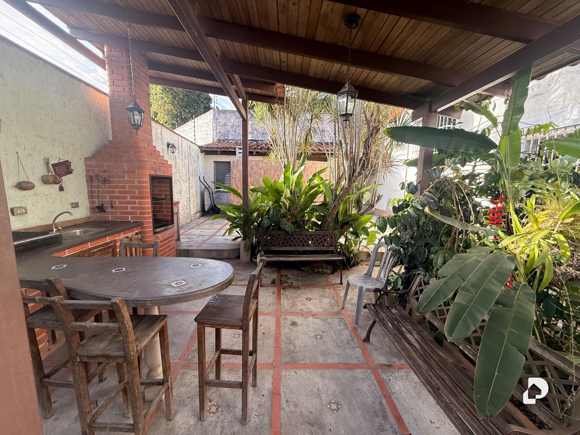 Casa en Urbanización El Castaño, Maracay – 3