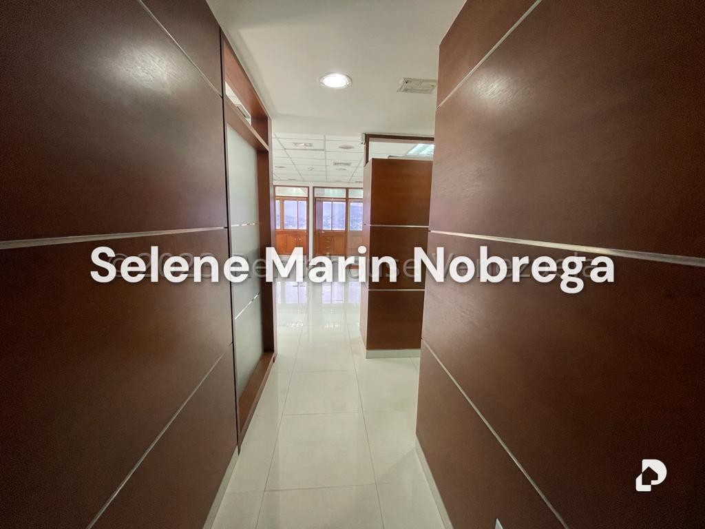 Office in Los Palos Grandes, Caracas – 2