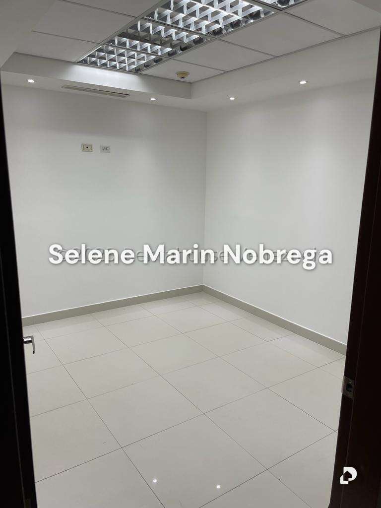 Office in Los Palos Grandes, Caracas – 16