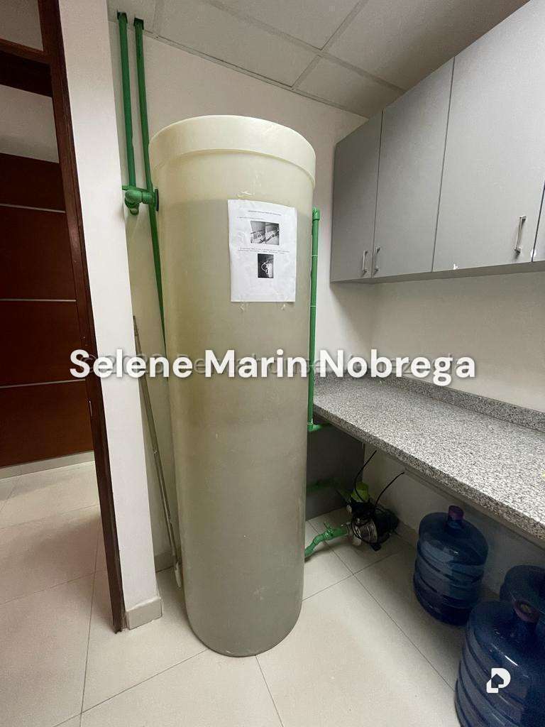 Office in Los Palos Grandes, Caracas – 14