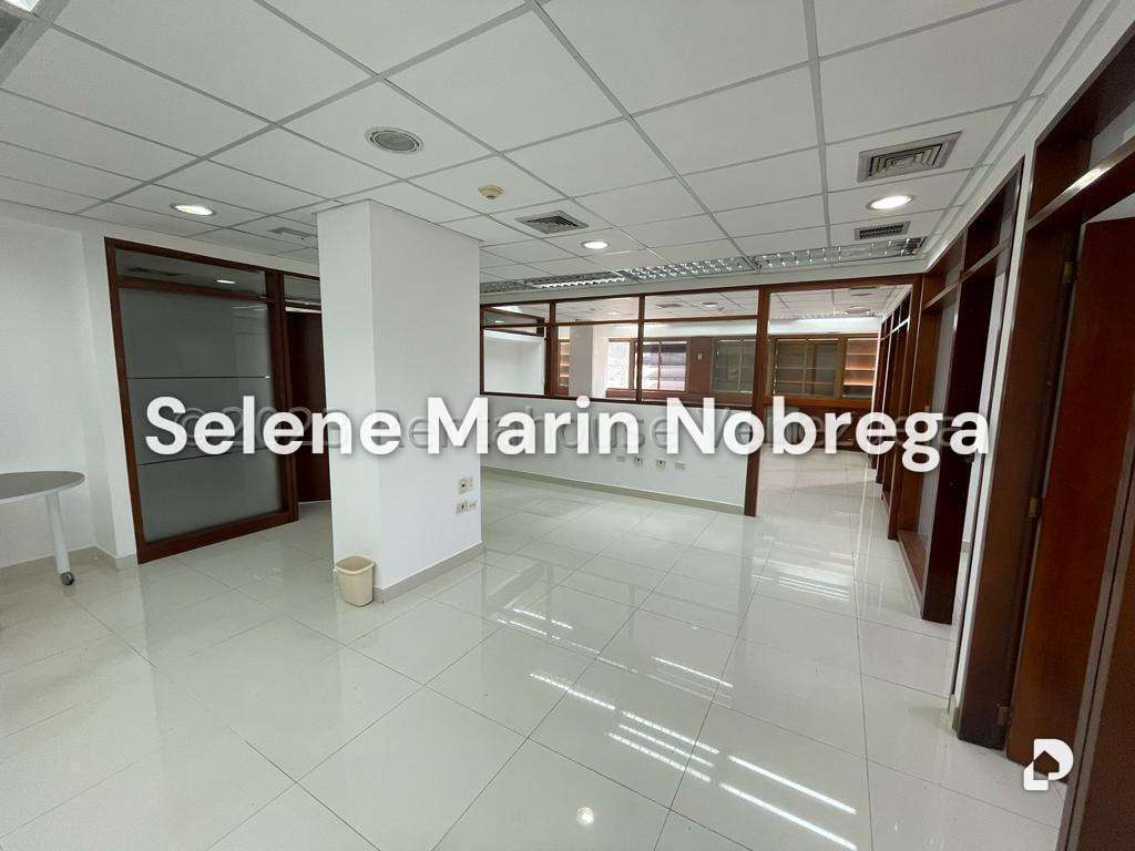 Office in Los Palos Grandes, Caracas – 8