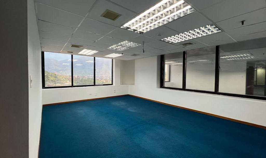 Oficina en Prados del Este, Caracas - 1