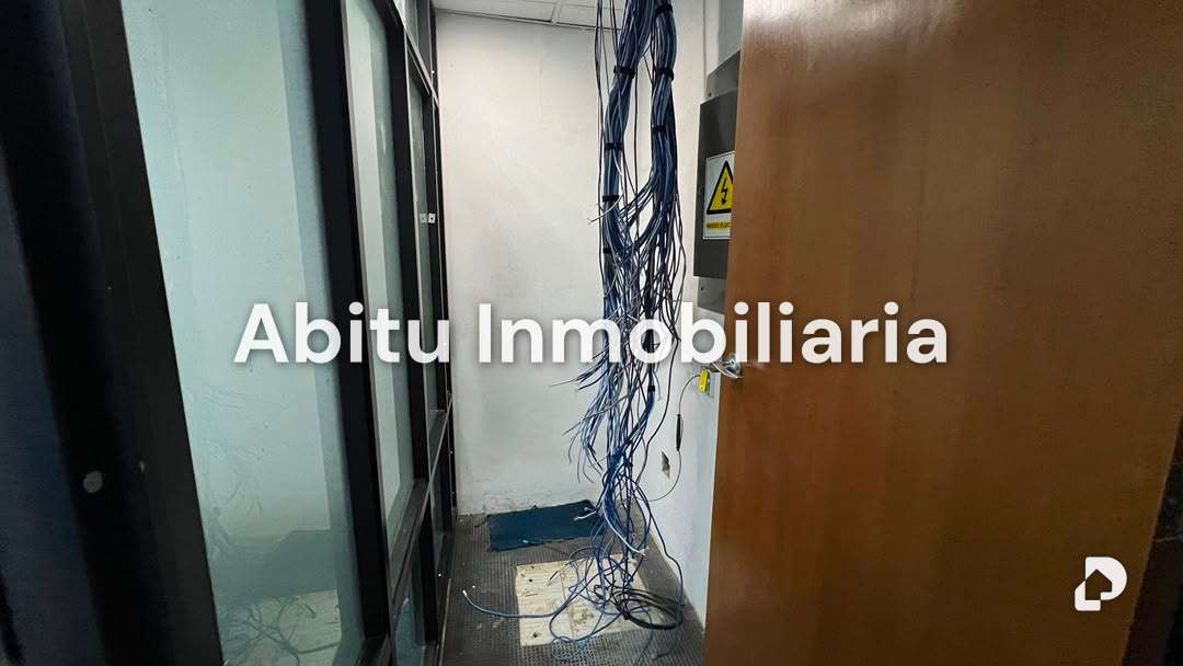 Oficina en Prados del Este, Caracas – 12