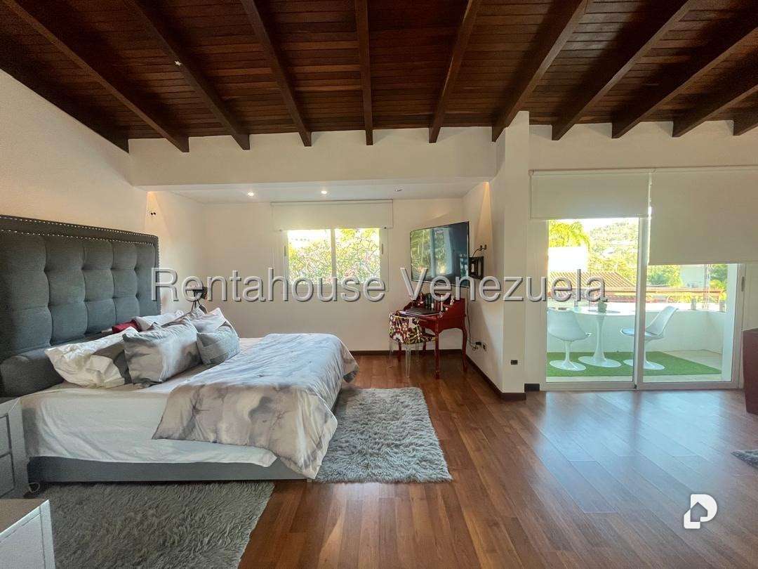 House in Colinas del Tamanaco, Caracas – 12