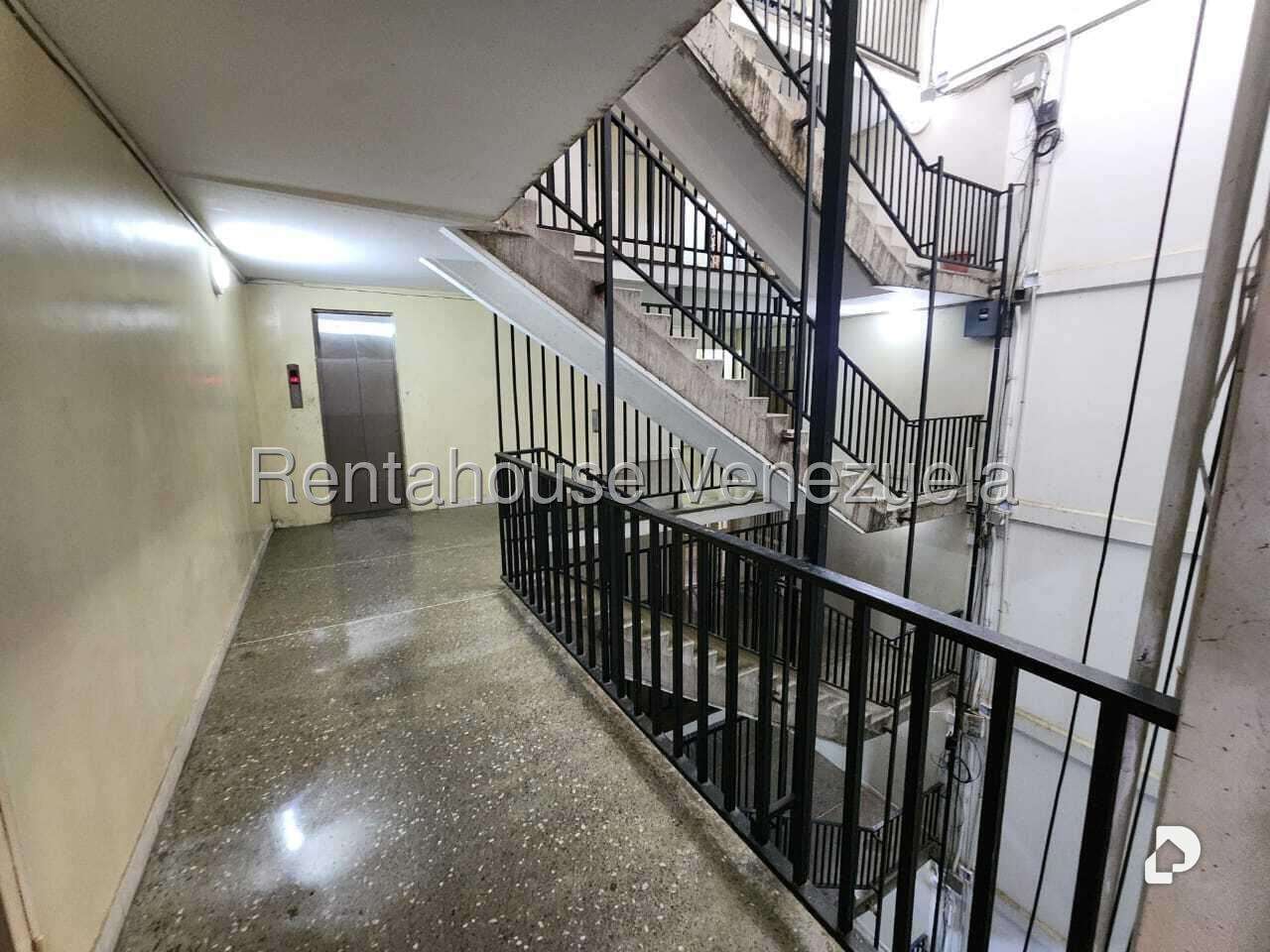 Apartamento en Caricuao, Caracas – 30