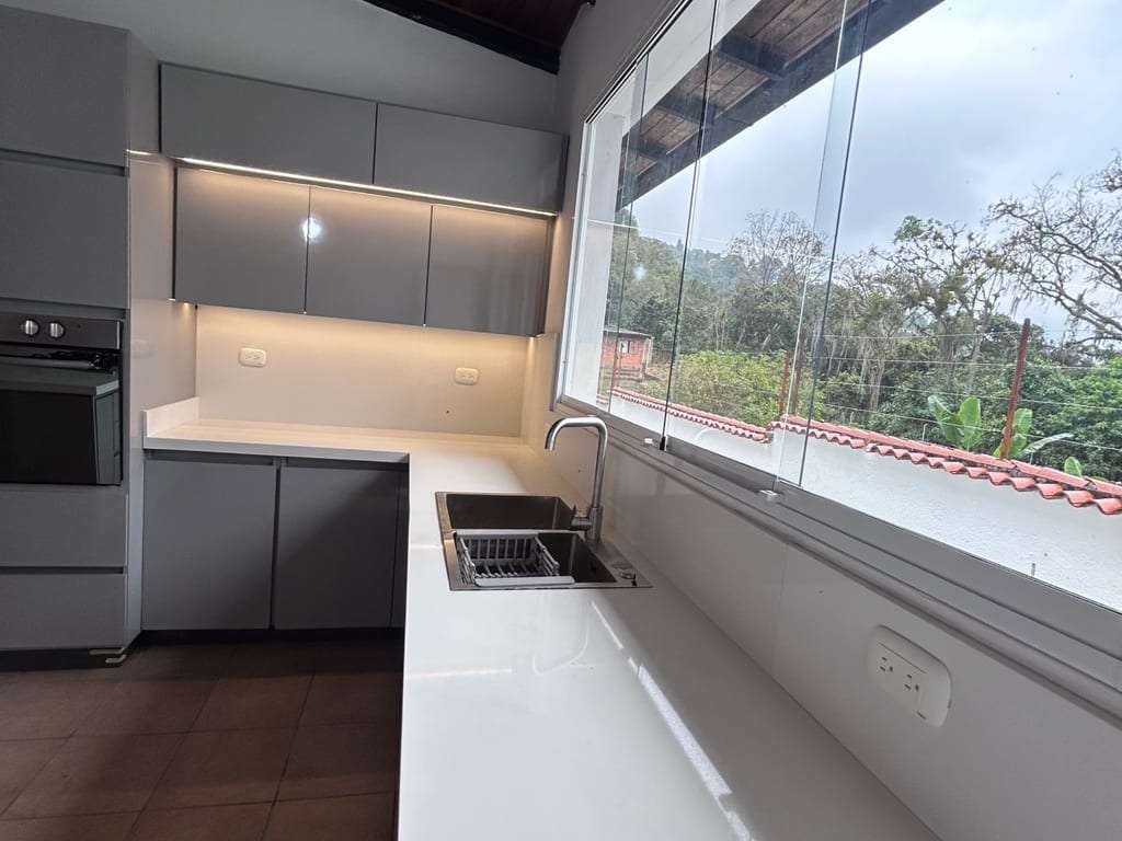 House in Parroquia Lasso de la Vega, Mérida - 1