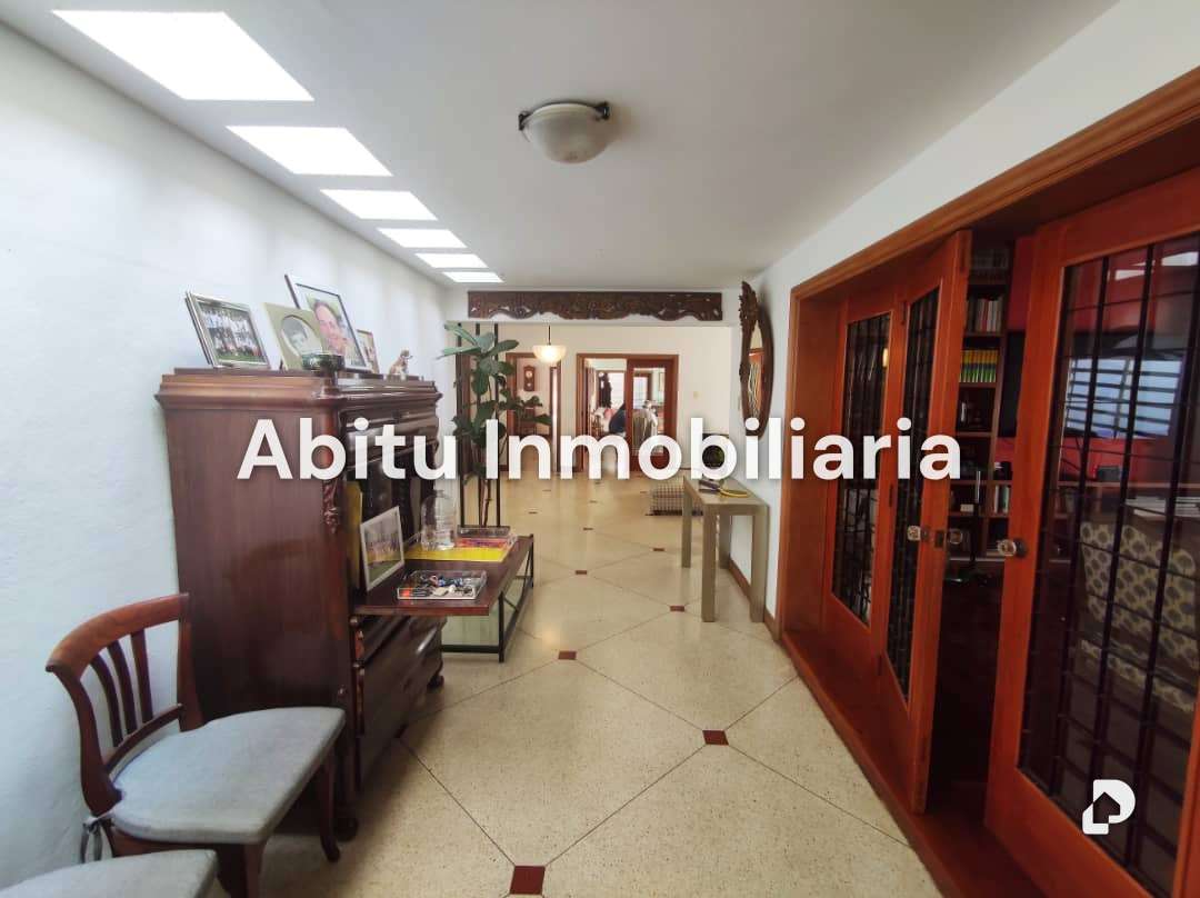 Casa en Altamira, Caracas – 7