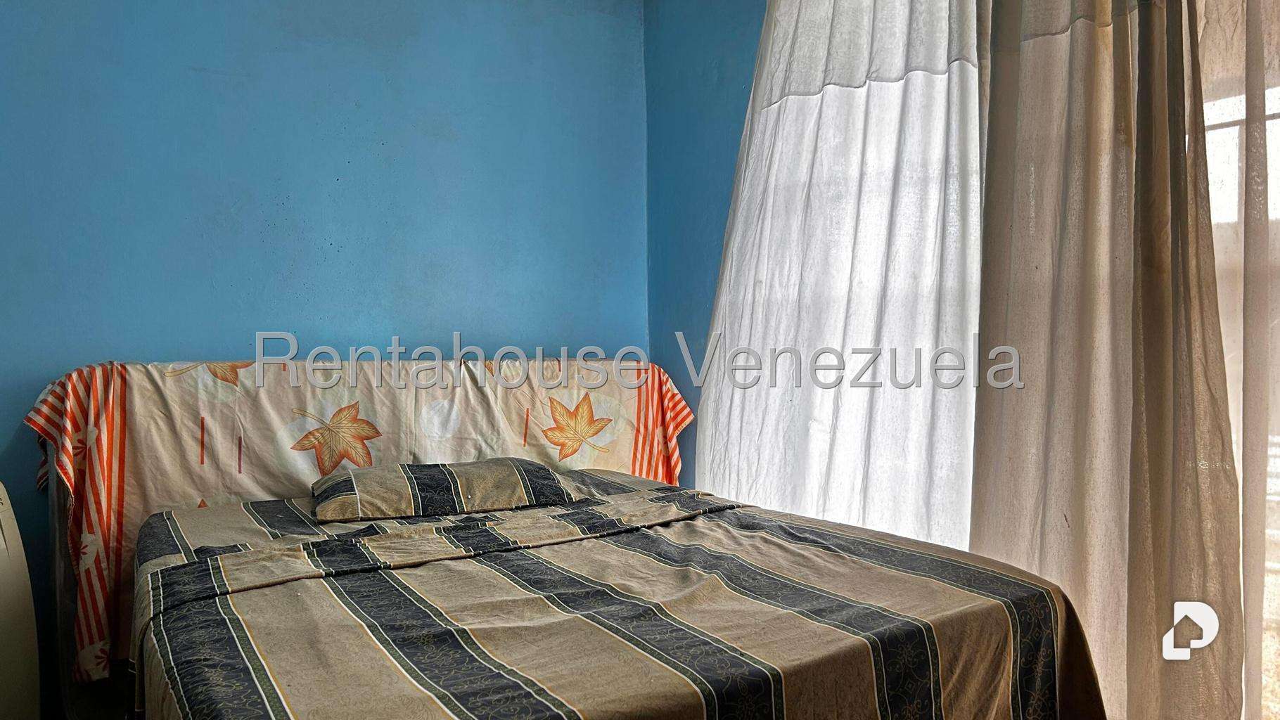 Casa en Piedra Azul, Caracas – 18