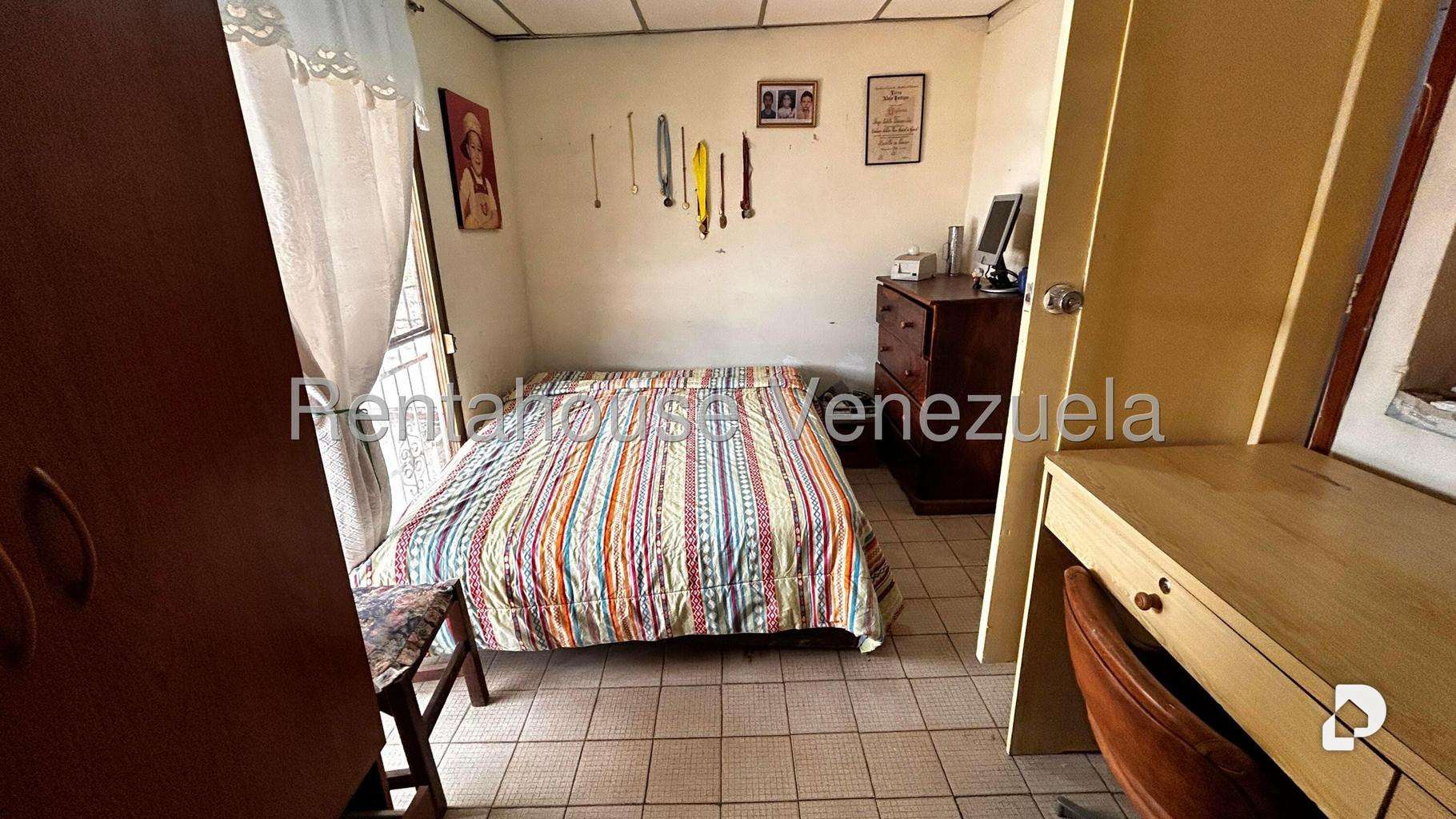 Casa en Piedra Azul, Caracas – 17