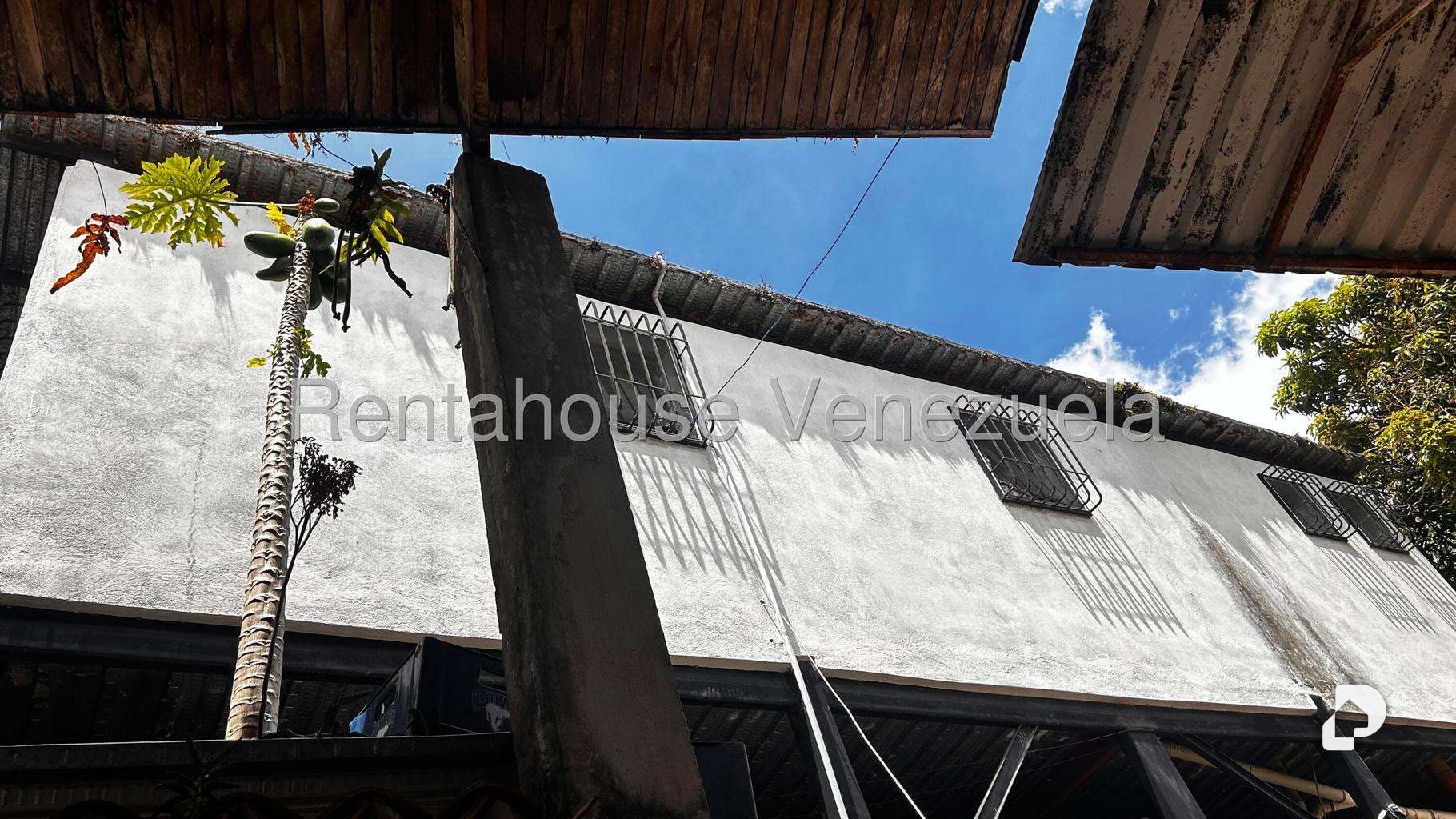 Casa en Piedra Azul, Caracas – 13