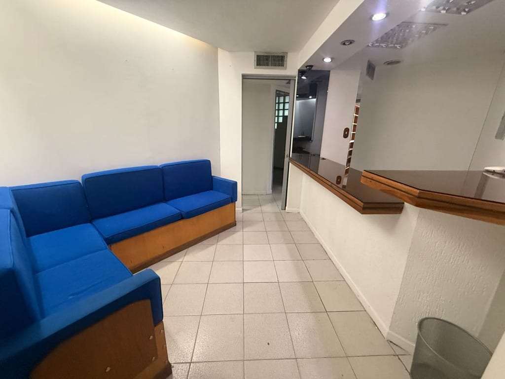 Office in El Rosal, Caracas - 1
