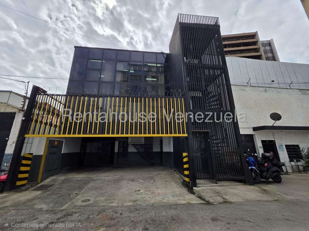 Warehouse in Caracas - 1