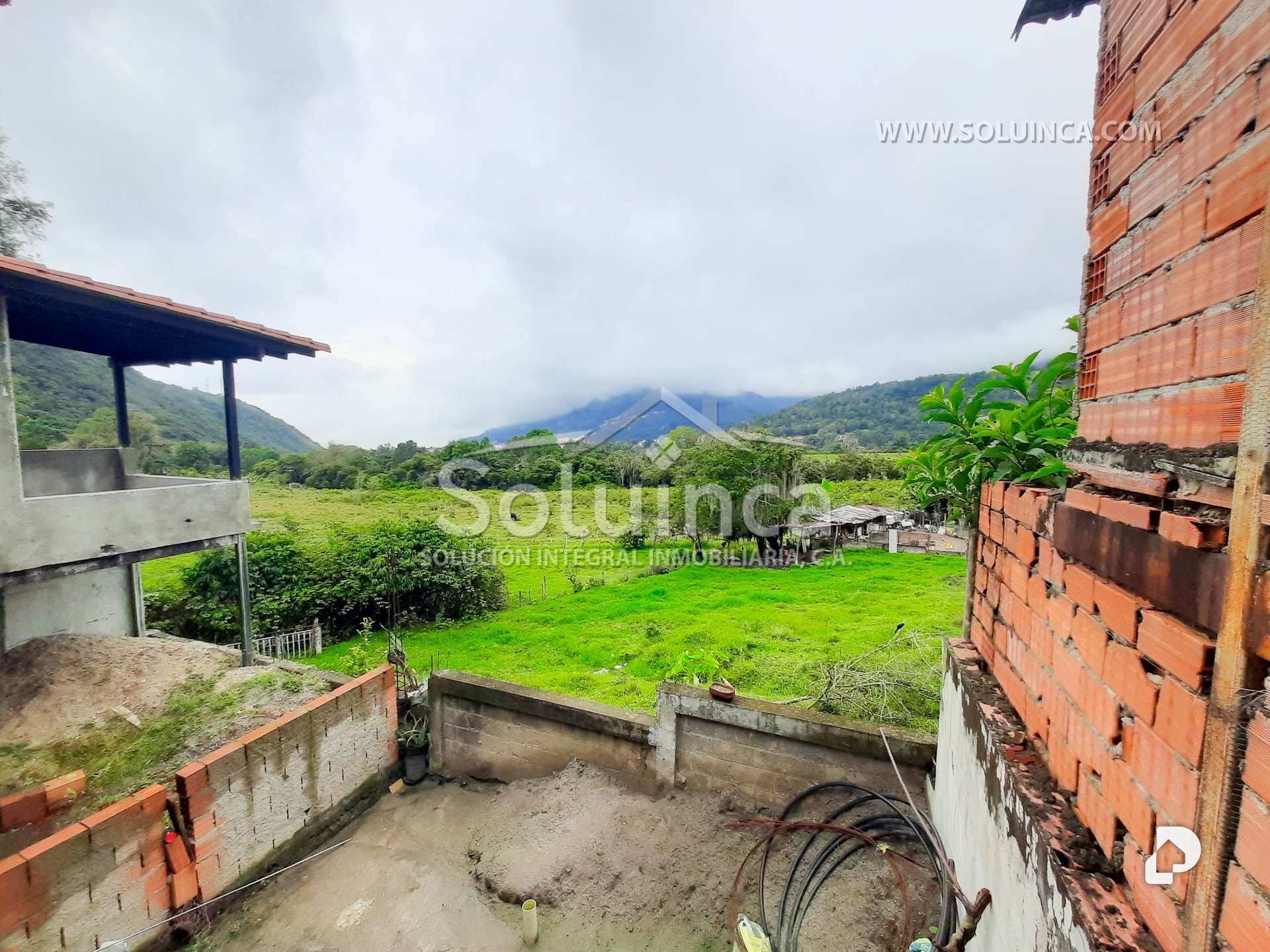 Casa en El Vallecito – 40