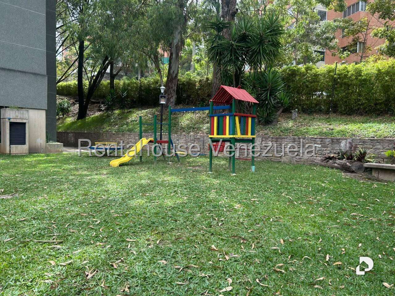 Apartamento en Los Naranjos (del Cafetal), Caracas – 17