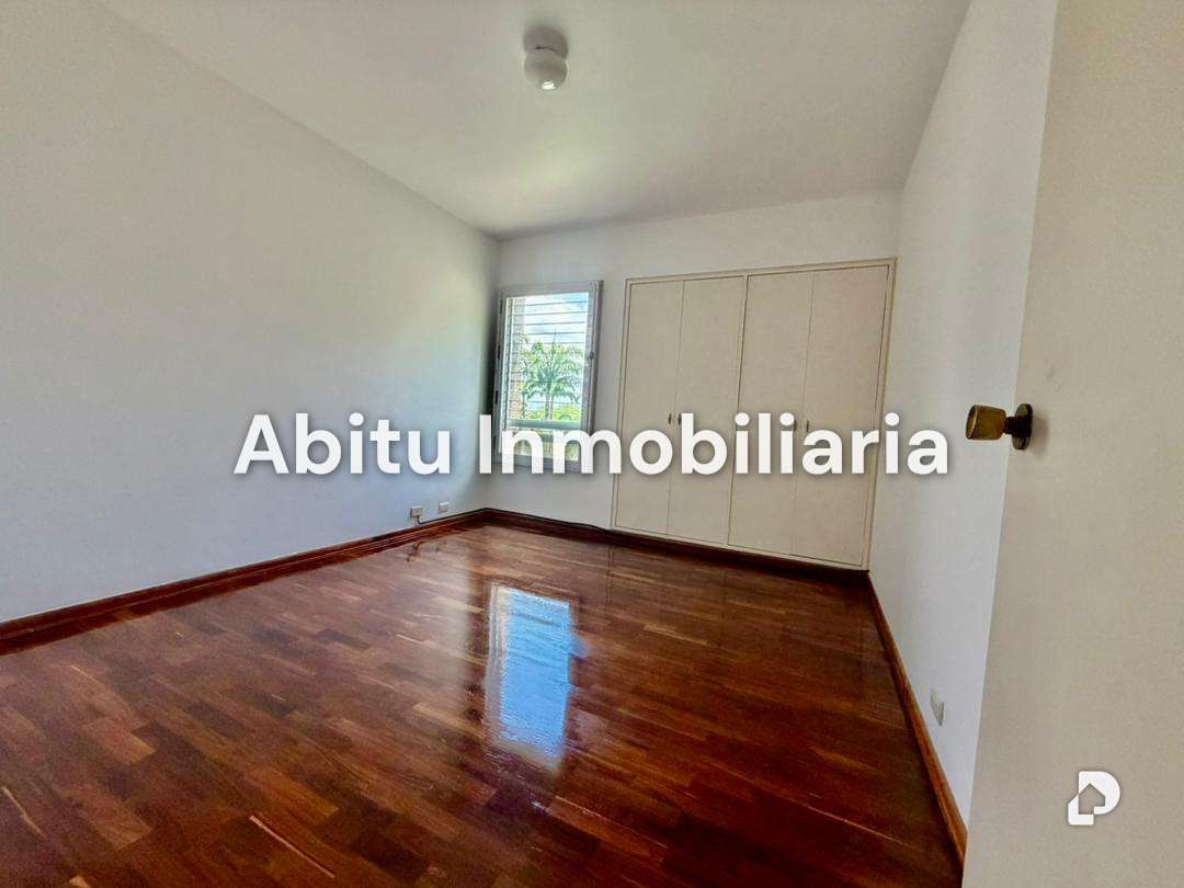Apartamento en La Castellana, Caracas – 11