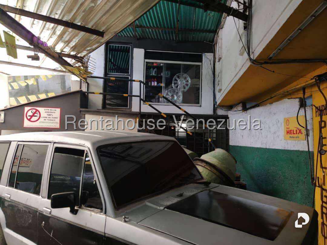 Edificio en San Bernardino, Caracas – 13