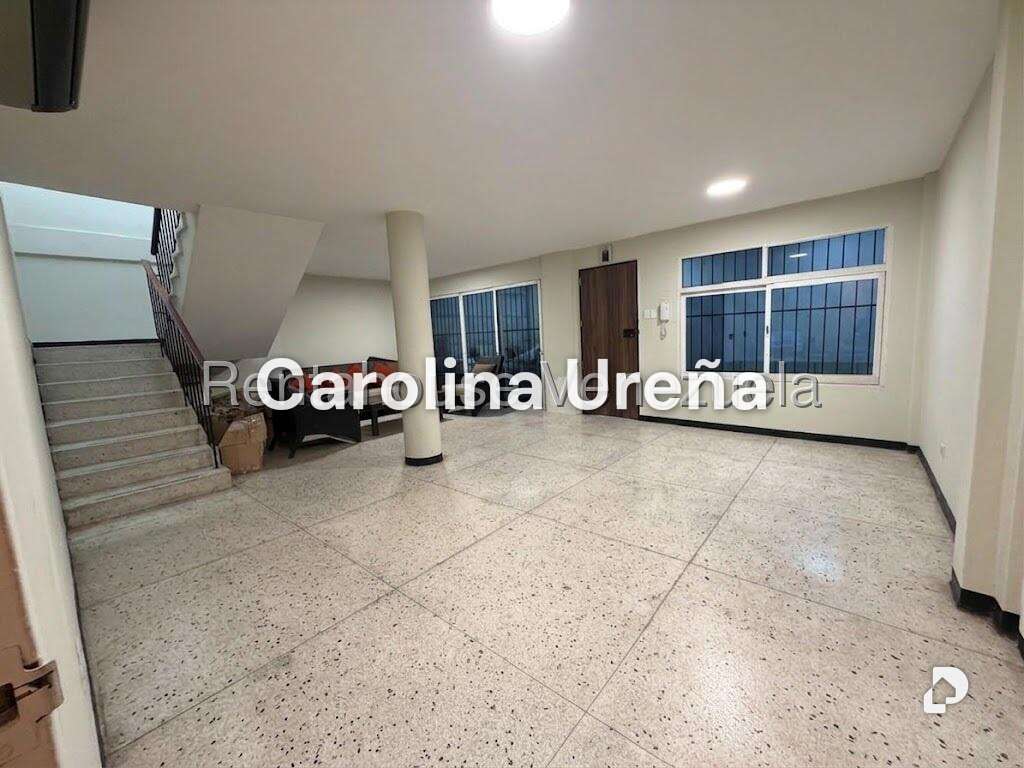 Casa en La California Norte, Caracas – 7