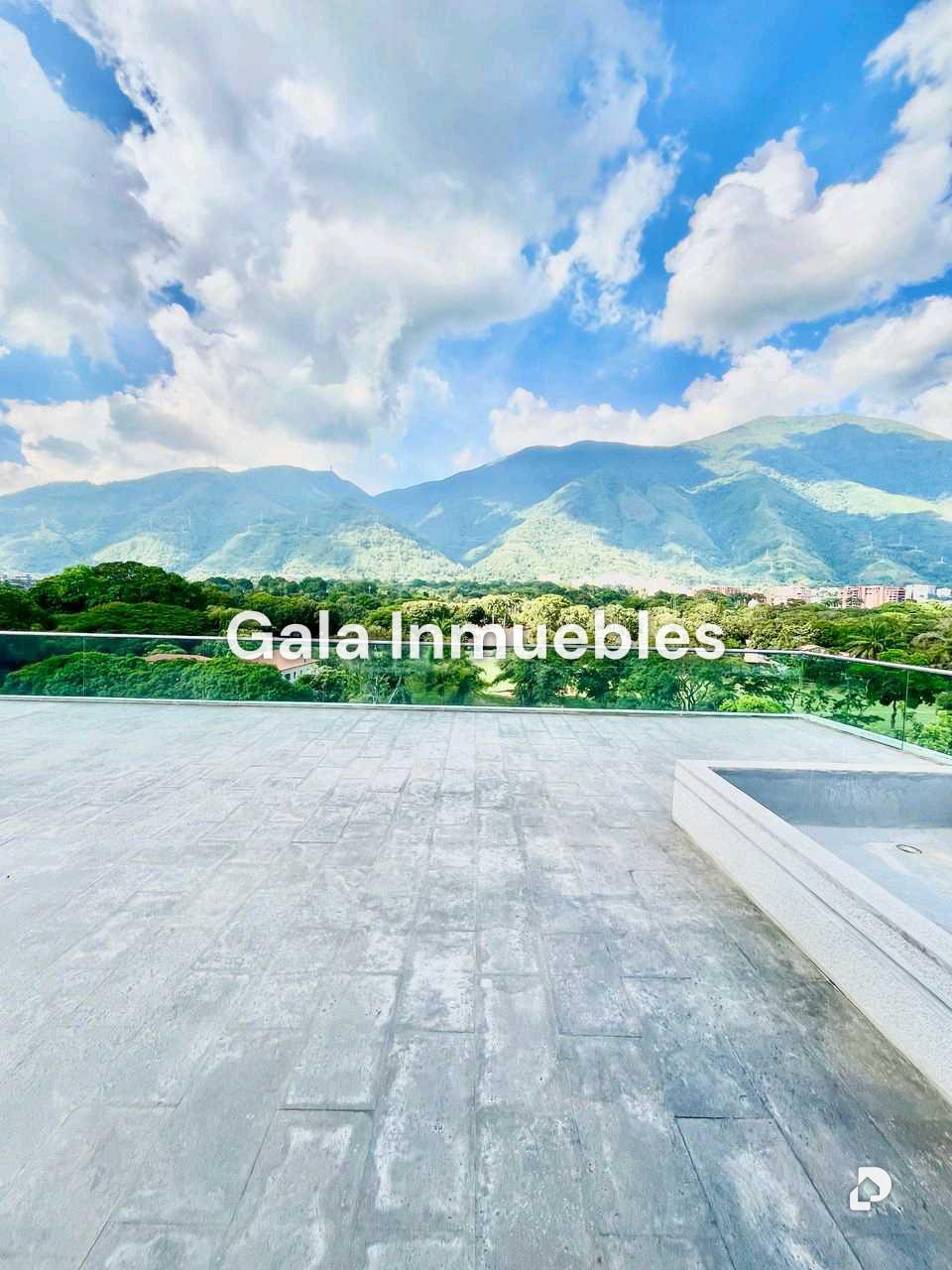 Apartment in Campo Alegre, Caracas – 1