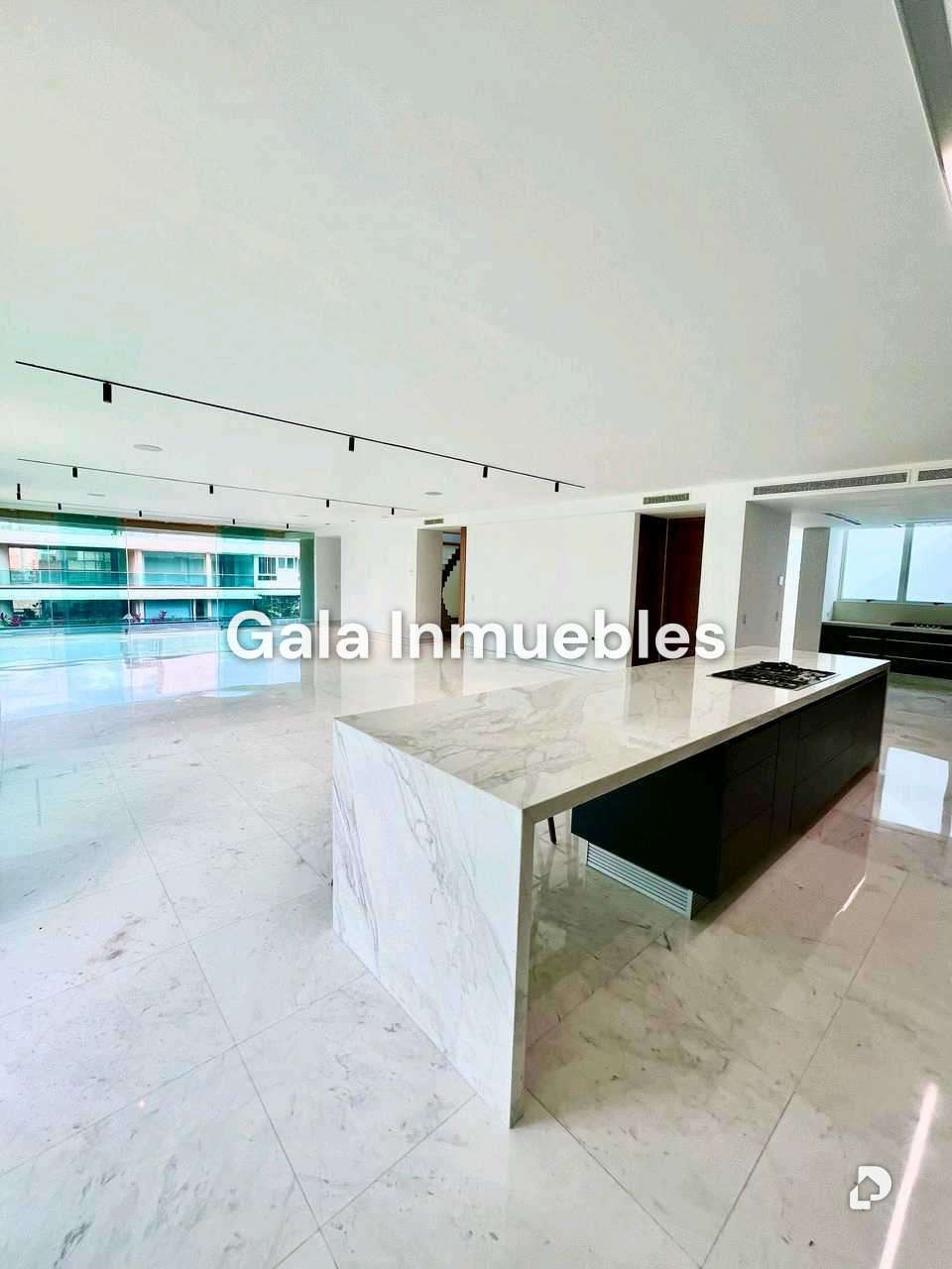 Apartment in Campo Alegre, Caracas – 12