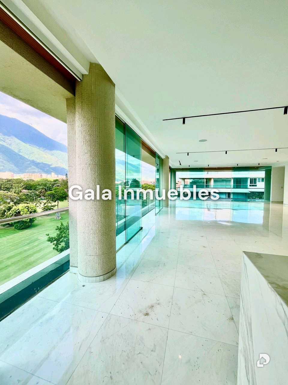 Apartment in Campo Alegre, Caracas – 4