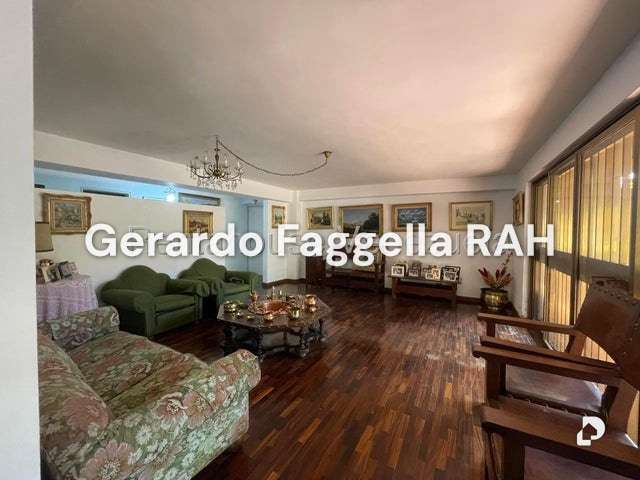 Apartamento en La Lagunita, Caracas – 12