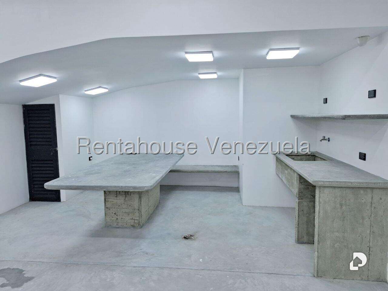 Local comercial en Los Ruices, Caracas – 12