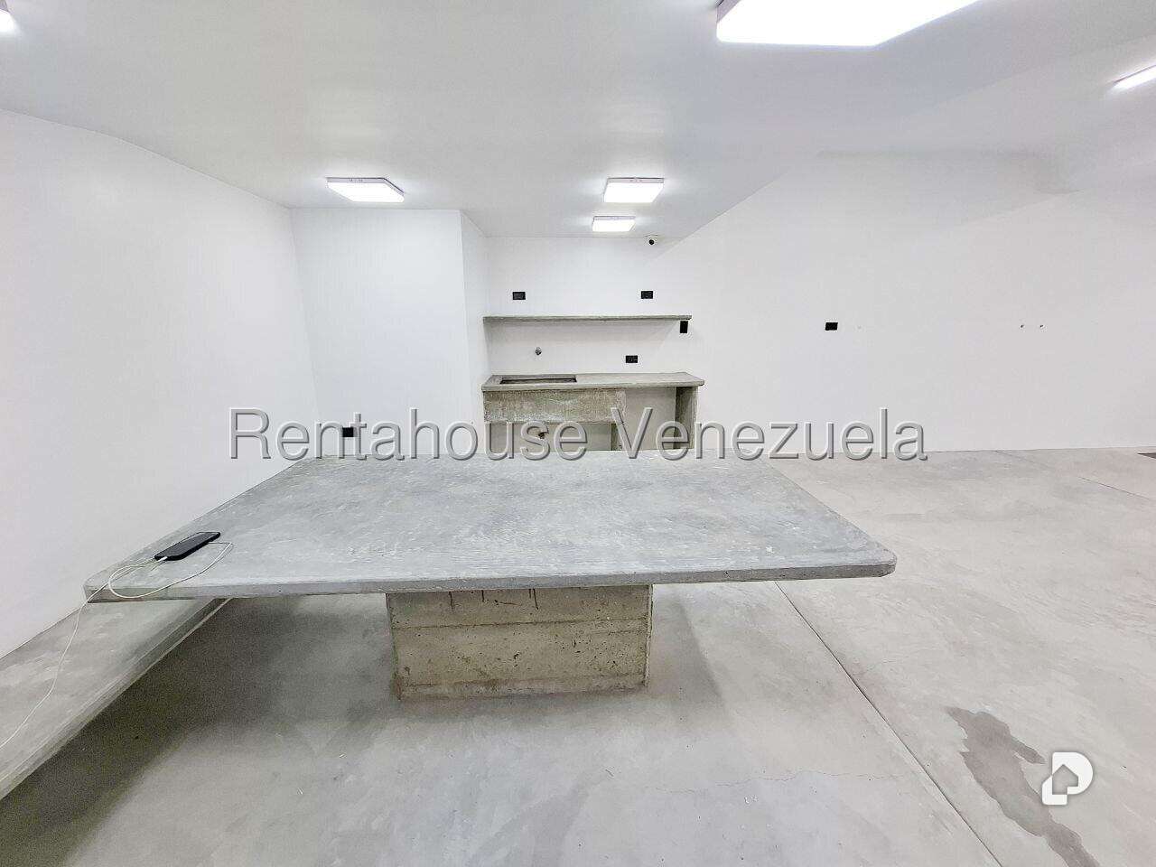 Local comercial en Los Ruices, Caracas – 14