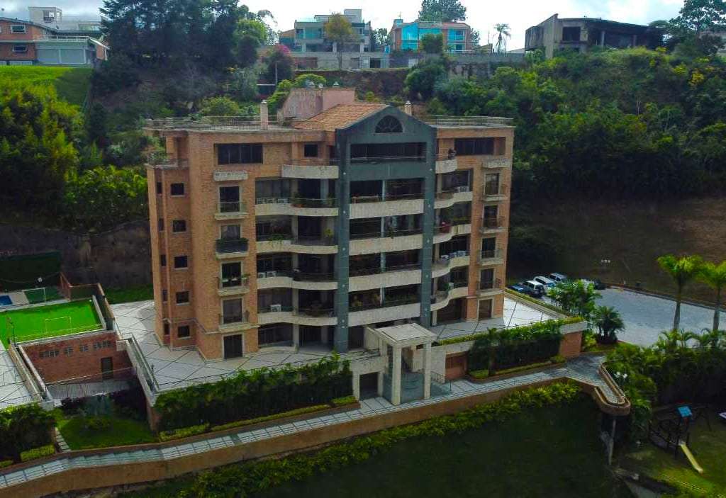 Apartment in Los Naranjos (del Cafetal), Caracas - 1