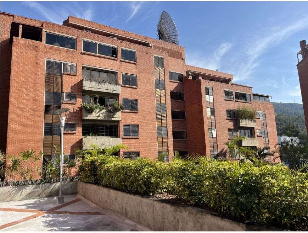 Apartamento en Las Esmeraldas, Caracas - 1