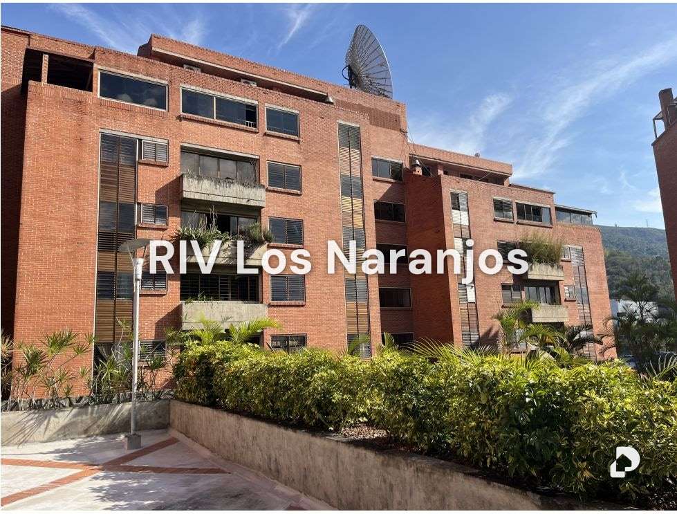 Apartamento en Las Esmeraldas, Caracas – 1