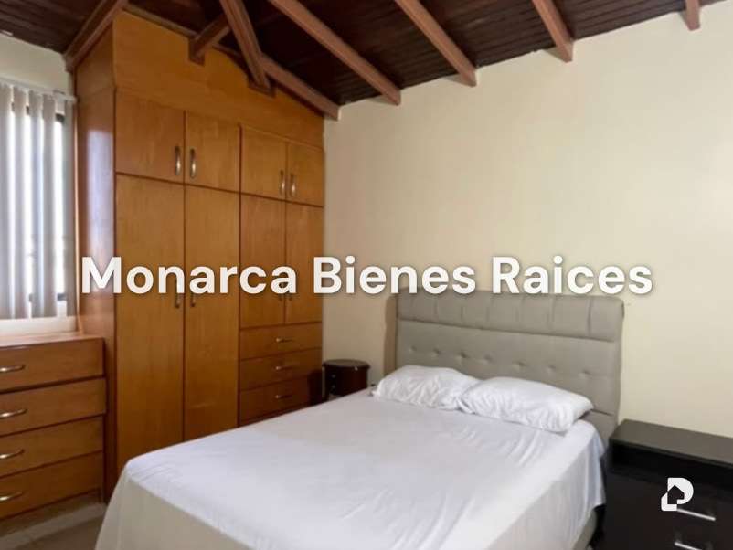 Penthouse en Urbanización Las Palmeras, Lechería – 4