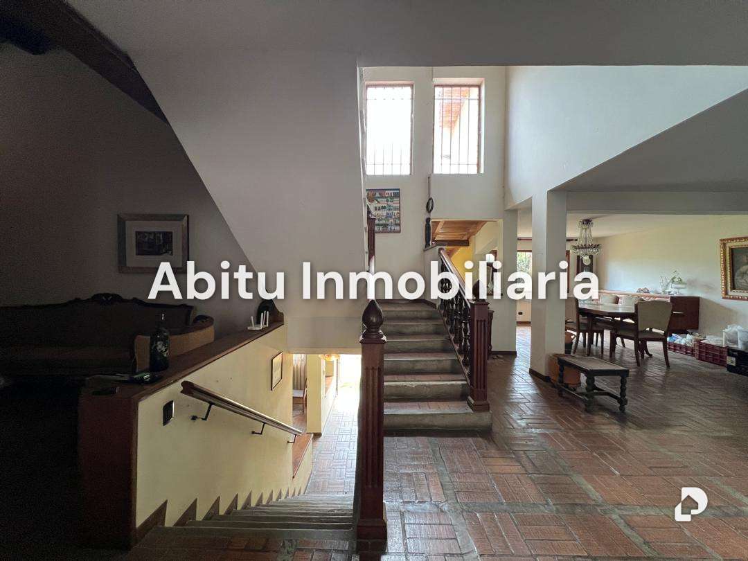 Casa en Prados del Este, Caracas – 29