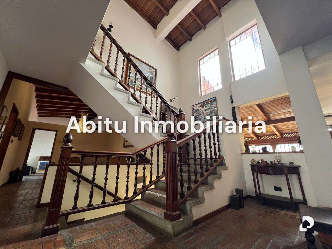 Casa en Prados del Este, Caracas – 31
