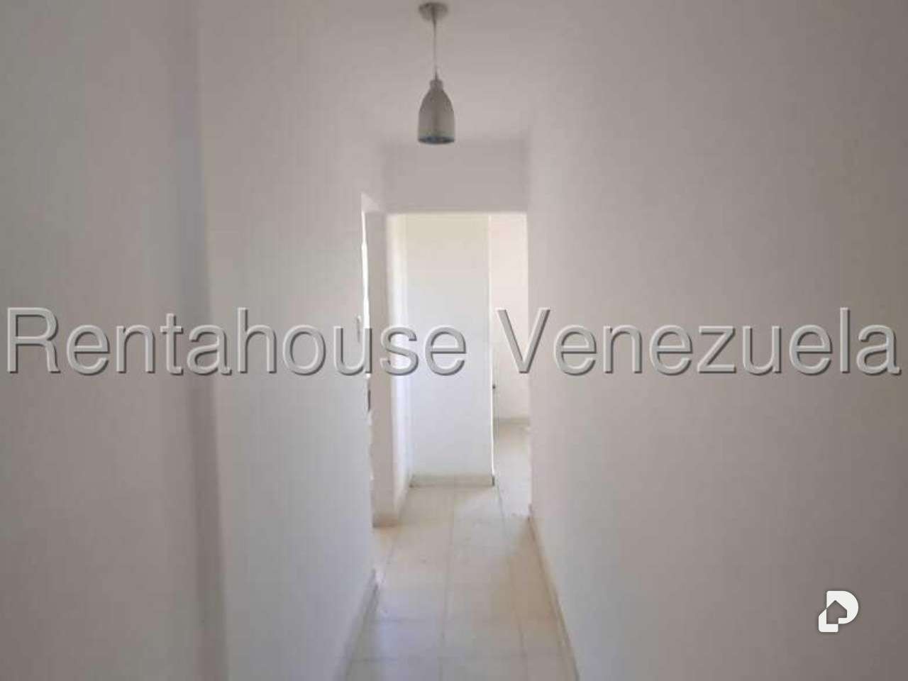 Apartamento en Paraparal, Los Guayos – 13