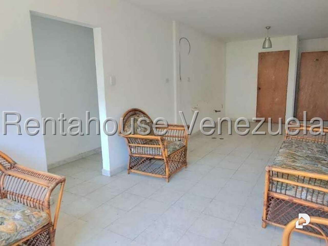 Apartamento en Paraparal, Los Guayos – 10