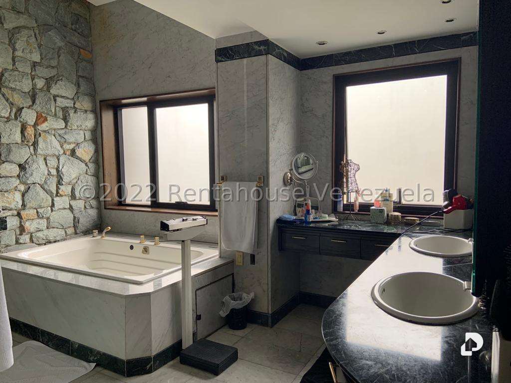 Apartamento en Los Chorros, Caracas – 16