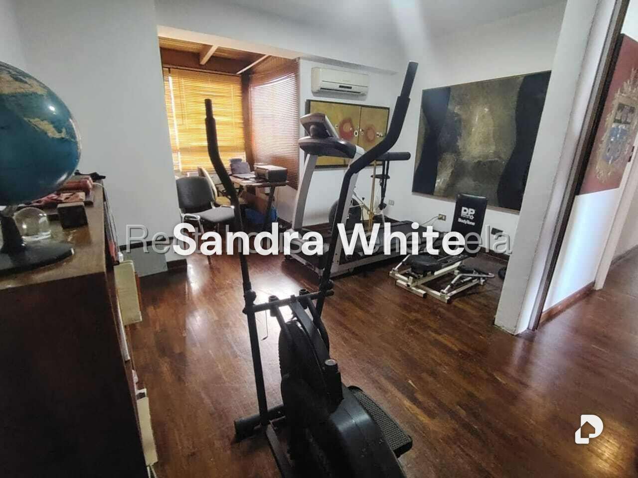 Apartamento en La Tahona. 27-3898, Caracas – 15