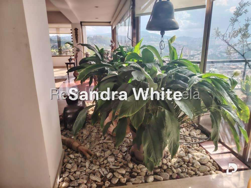 Apartamento en La Tahona. 27-3898, Caracas – 26