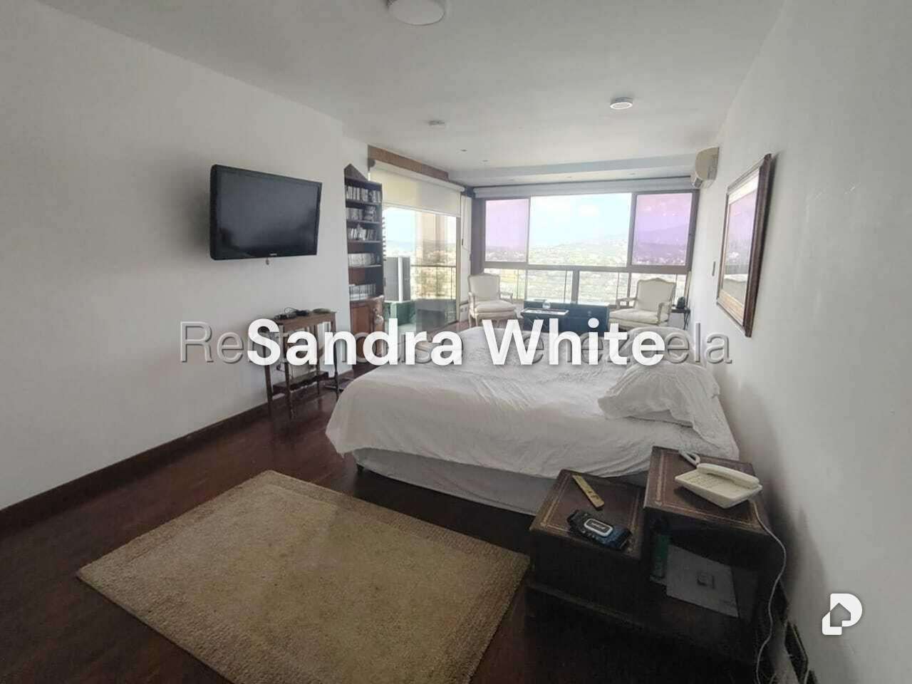 Apartamento en La Tahona. 27-3898, Caracas – 21