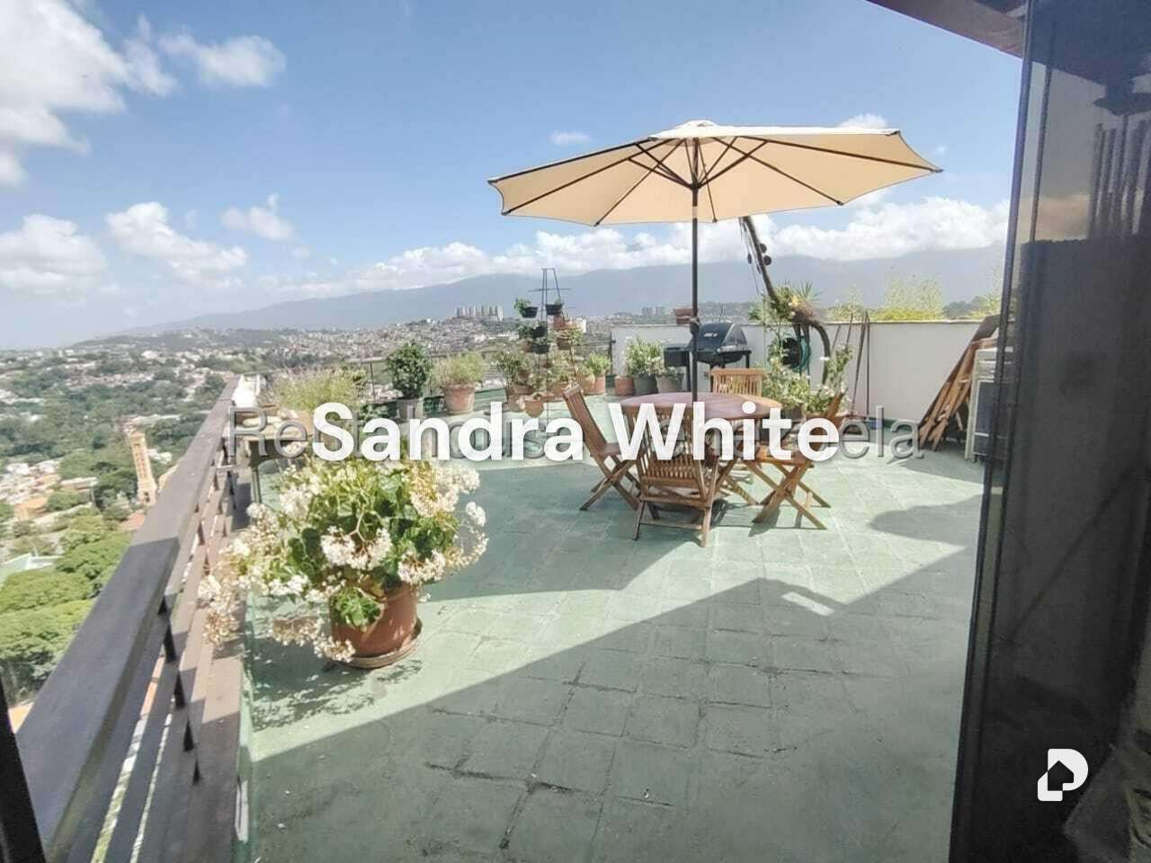 Apartamento en La Tahona. 27-3898, Caracas – 20