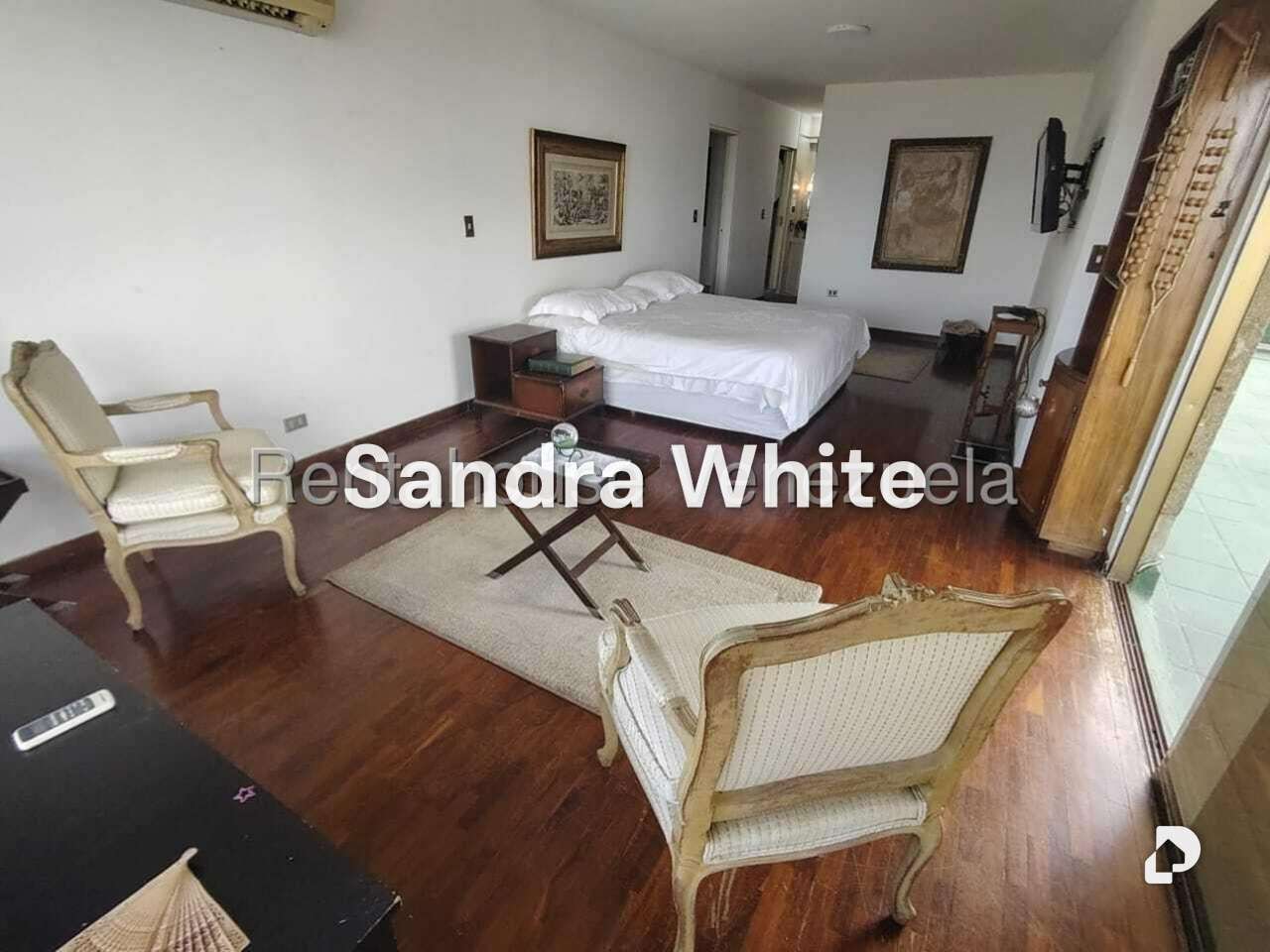 Apartamento en La Tahona. 27-3898, Caracas – 22