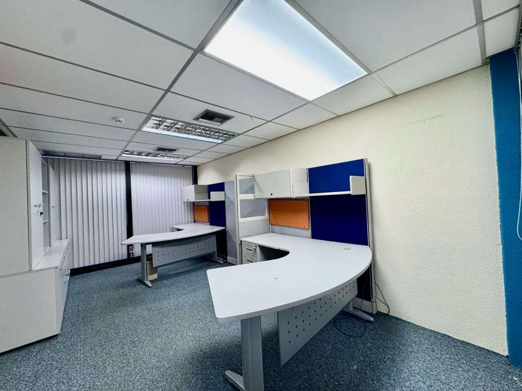 Oficina en El Rosal, Caracas - 1