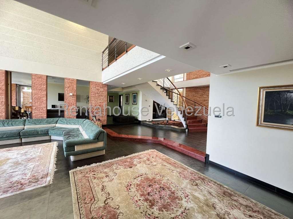 Casa en La Lagunita Country Club, Caracas