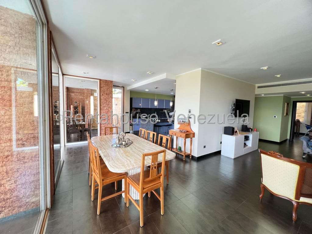 Casa en La Lagunita Country Club, Caracas