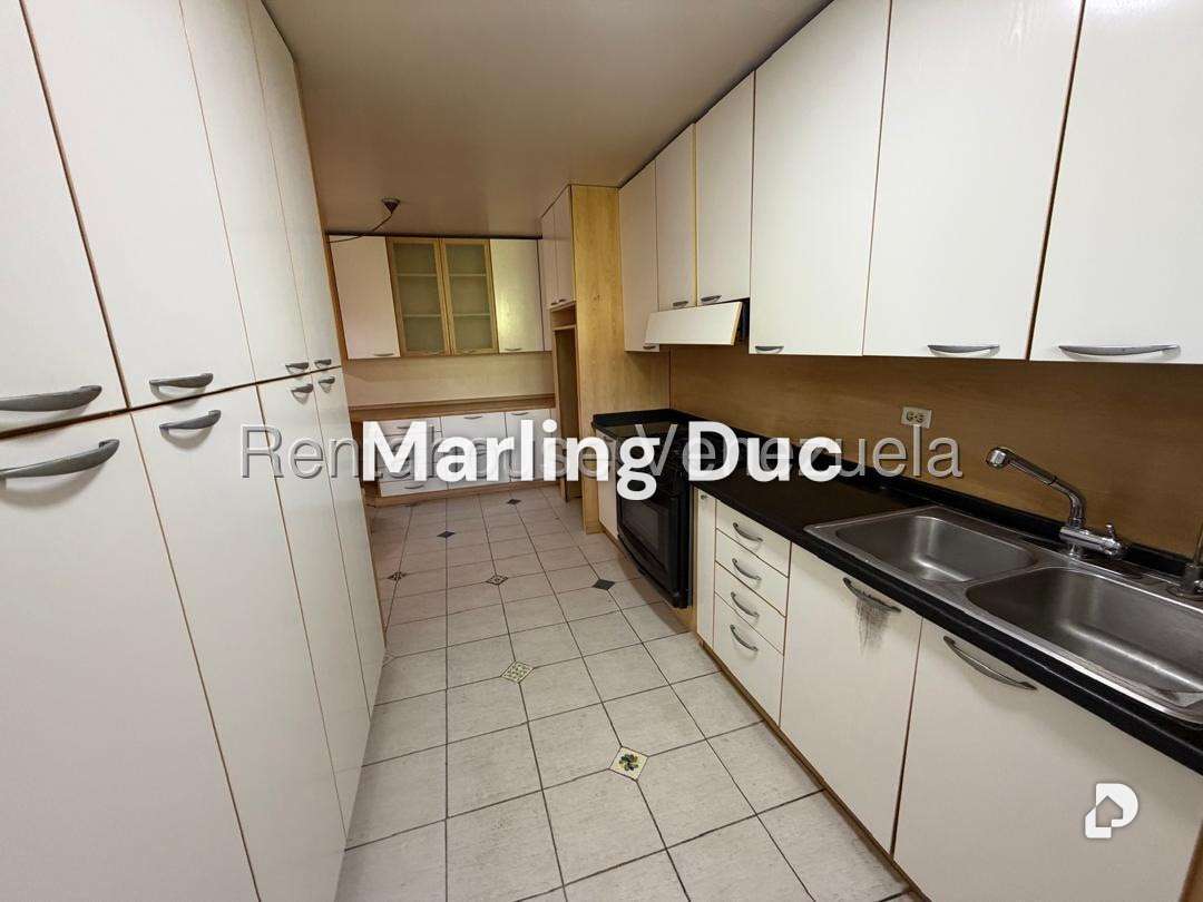 Apartamento en Colinas de Bello Monte, Caracas – 24